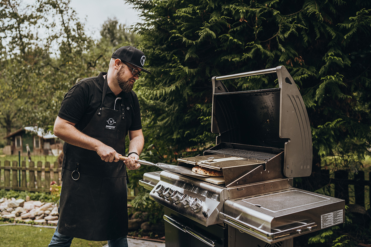Grillschürze aus Vollrindleder