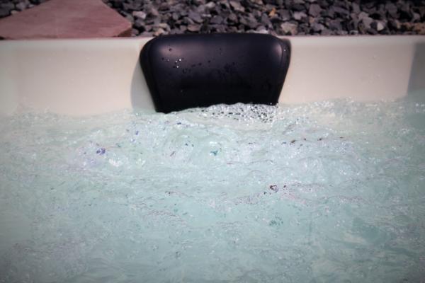 Luftmassage für GFK-Becken Luftmassage für GFK-Becken